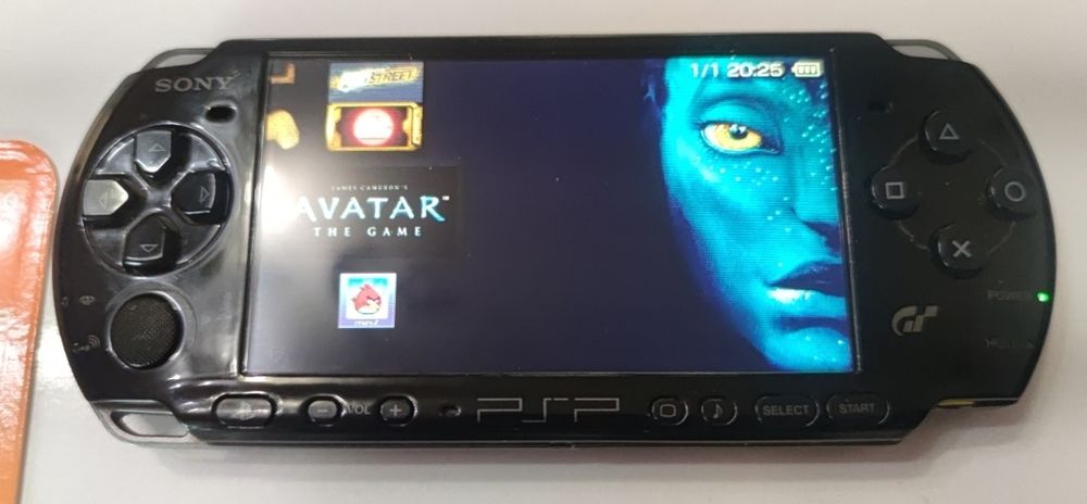 PSP-3004+64gb+200 Игри
