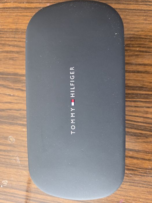 Слънчеви очила Tommy Hilfiger