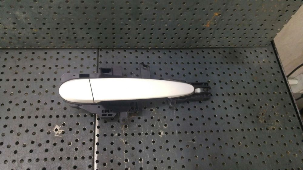 Maner usa dreapta spate bmw seria 1 e81 e87