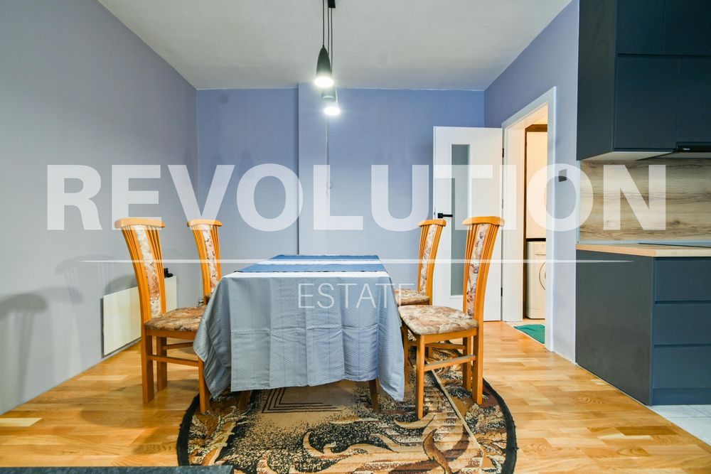 Дава се под наем Тристаен апартамент в София, Лозенец - 120 кв.м за 900 € - Снимка #5