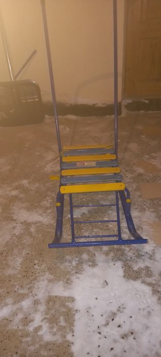 Санка с колесиком