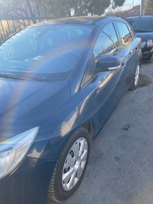 Vand ford focus 3 an fabricatie 2014 diesel 1,6 tdci caroserie sedan