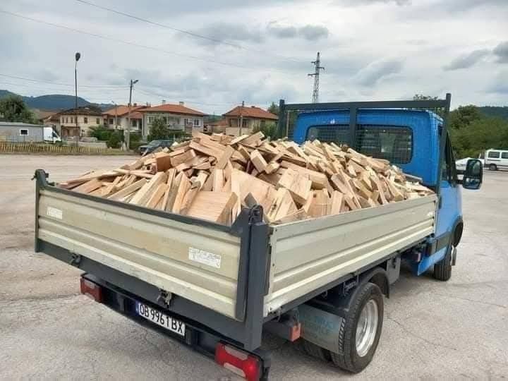 Продавам нарязани Букови Изрезки.