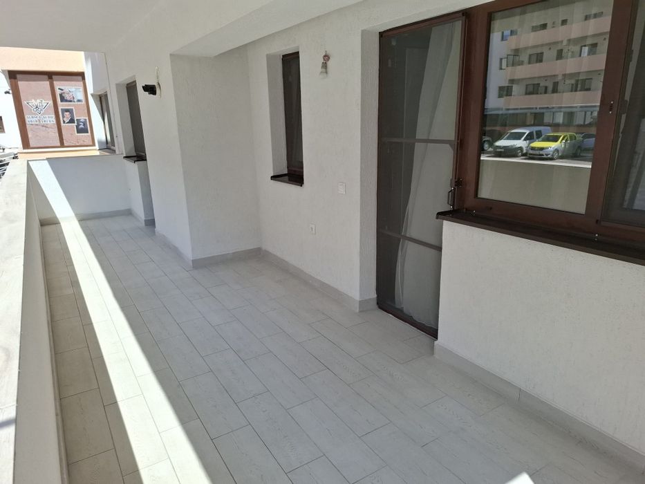 De inchiriat apartament 2 camere centru rm valcea bloc nou parter inal