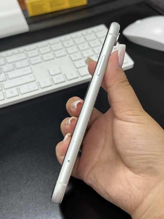 Продается Iphone XR
