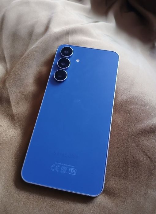 Samsung Galaxy s 25 fe
