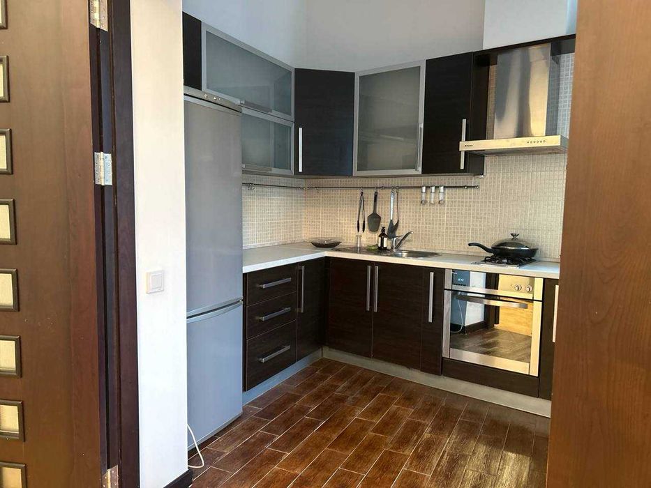 Сдаётся 3-комнатная квартира в Ц-1