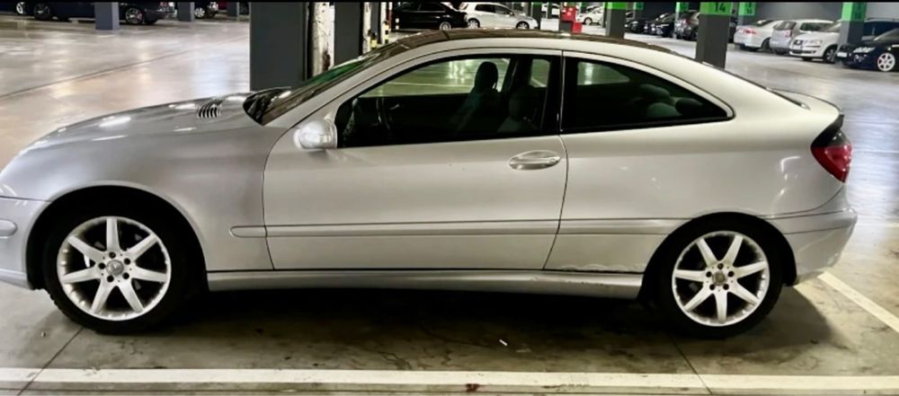 Mercedes C 220 / Хечбек