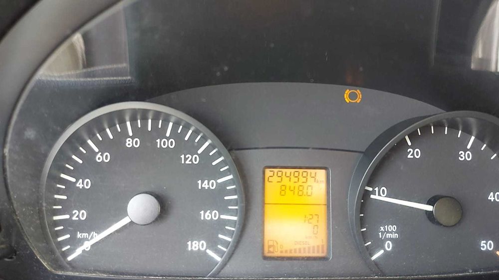 PLATFORMA AUTO 8Mercede  Sprinter pe dublu