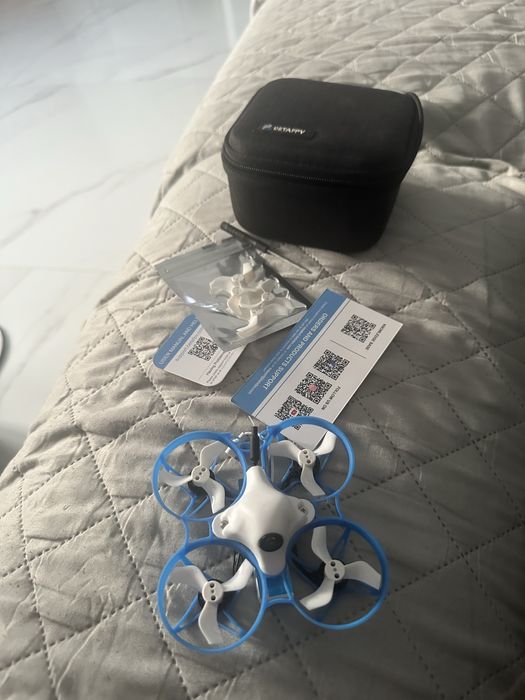 Drona betaFPV meteor 75