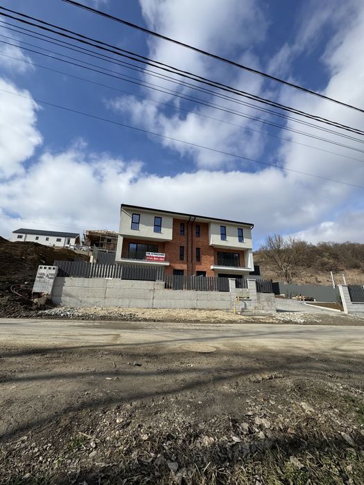 Unitate duplex de vanzare 190mp utili