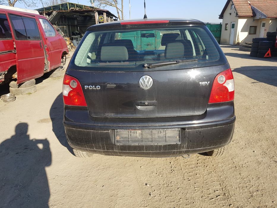 Dezmembram Volkswagen Polo
