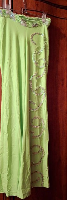 Костюм праздничный ручная вышивка