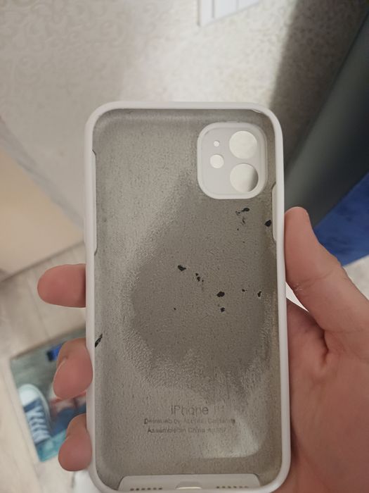 Продам чехлы на айфон 11