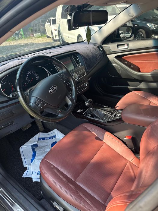 Срочно продам автомашину Киа К-7