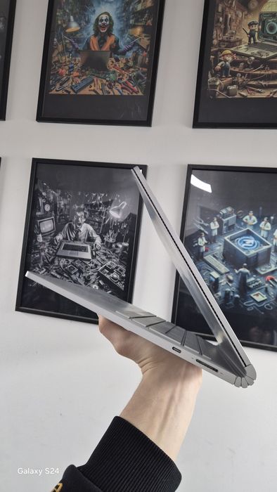 Laptop Surface book 3 , i5 gen 10, 8gb,256gb