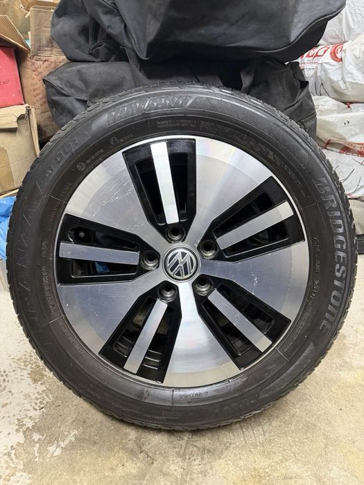 Оригинални джанти VW + 4 летни гуми