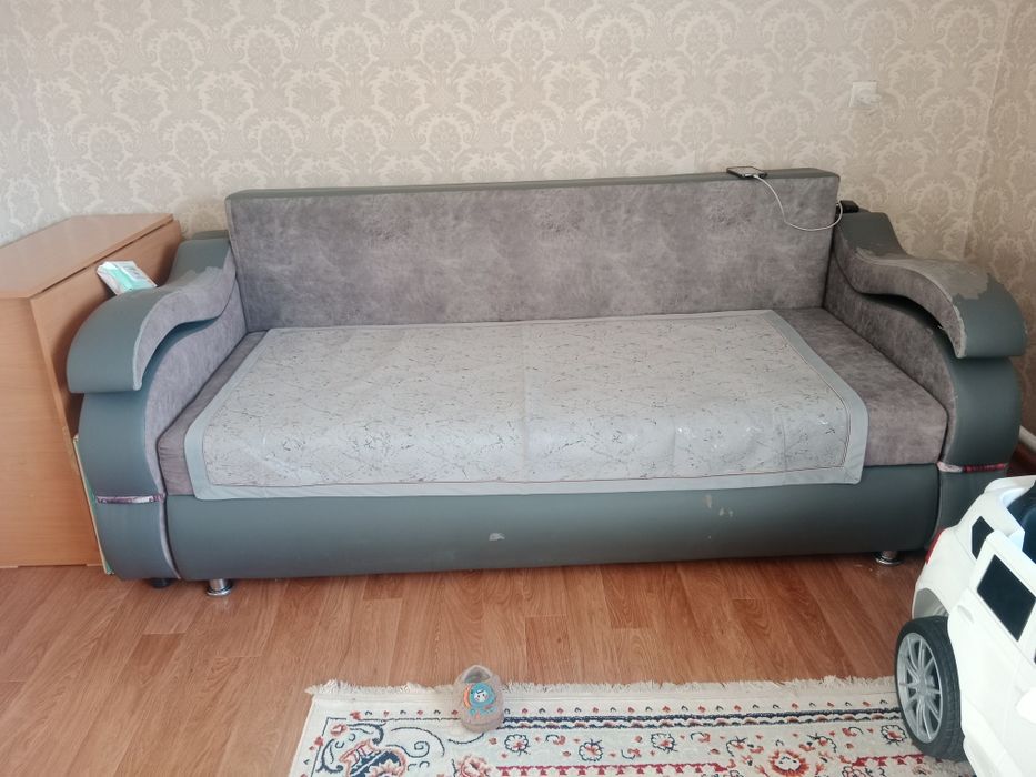 Поодам Диван в хорошем состоянии, б/у