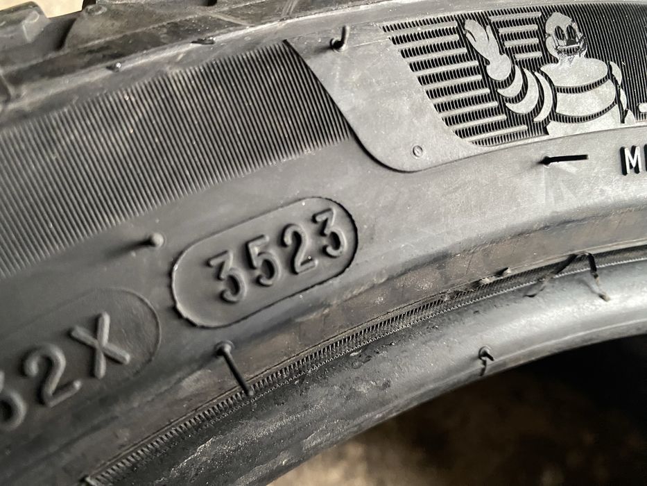 255/40/19 пара бу мишлен