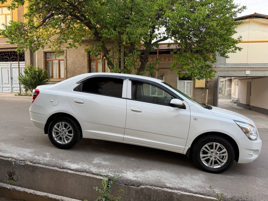 Chevrolet Cobalt full