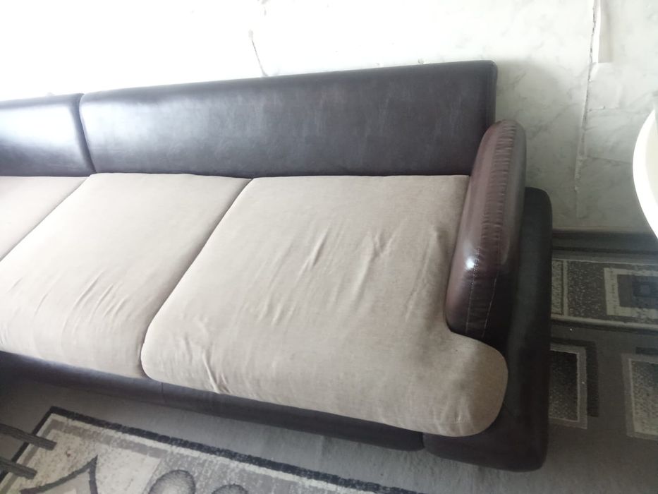 продам диван  ко