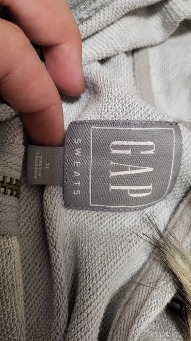 zip up gap hoodie