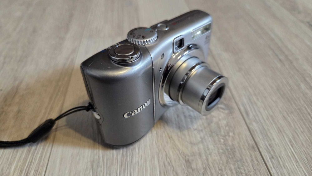 Camera fofo Canon PowerShot A1100 IS