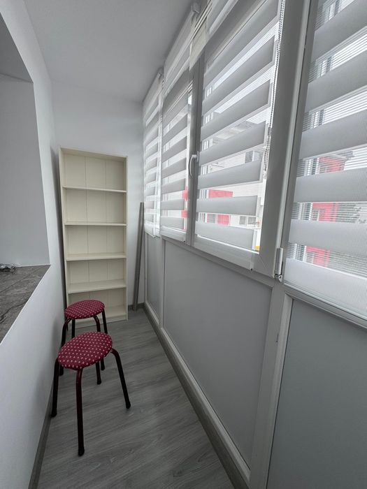 Închiriez apartament central Vălenii de Munte