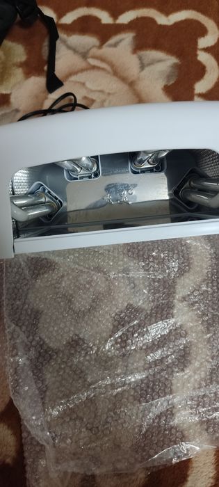 Продам лампу для маникюра