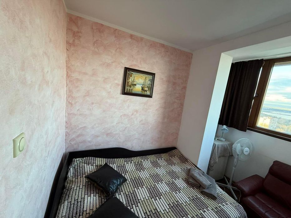 Дава се под наем Тристаен апартамент в Бургас, Лазур - 62 кв.м за 747.66 € - Снимка #6