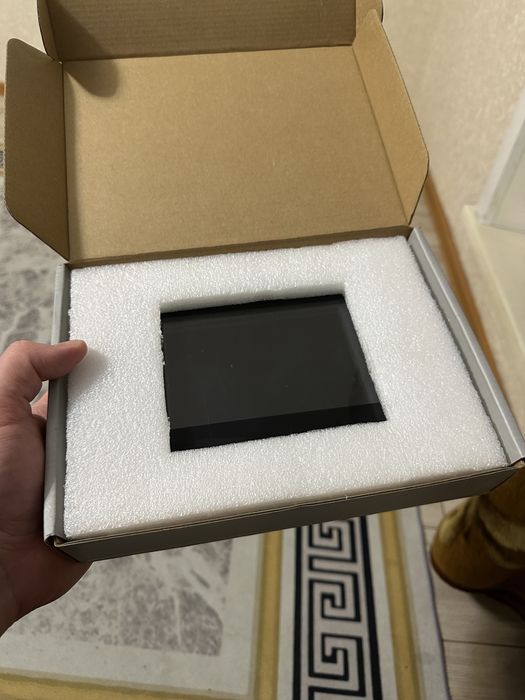 внутренний видеодомофон (монитор)