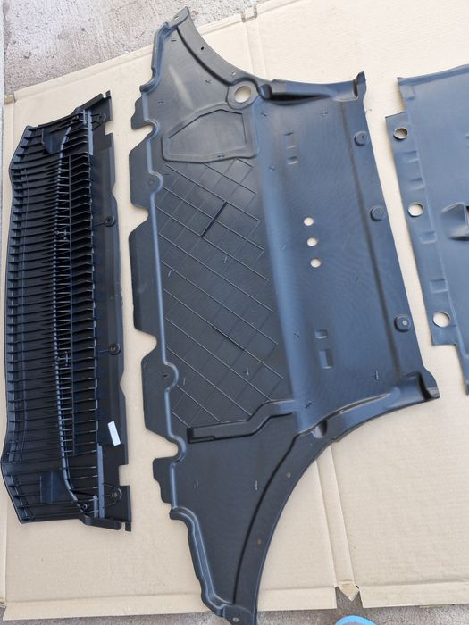 Scut Bara Motor Cutie Audi A5 NOI 2011-2016