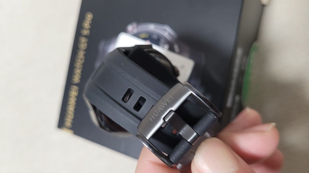 Ceas Huawei GT 5 Pro in cutie cu factura și garantie