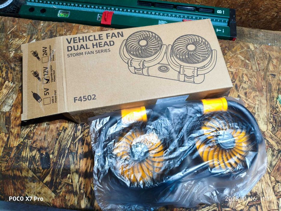 Ventilator auto cu două capete rotativ la 360°