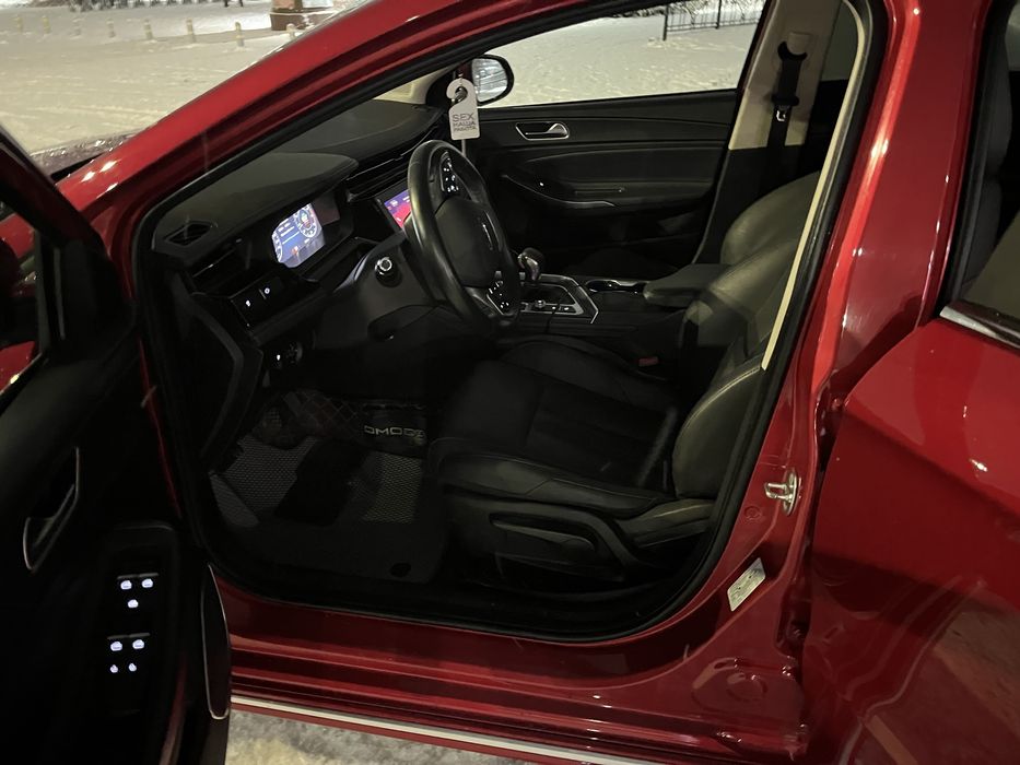 Продам полики 10D на омоду s5