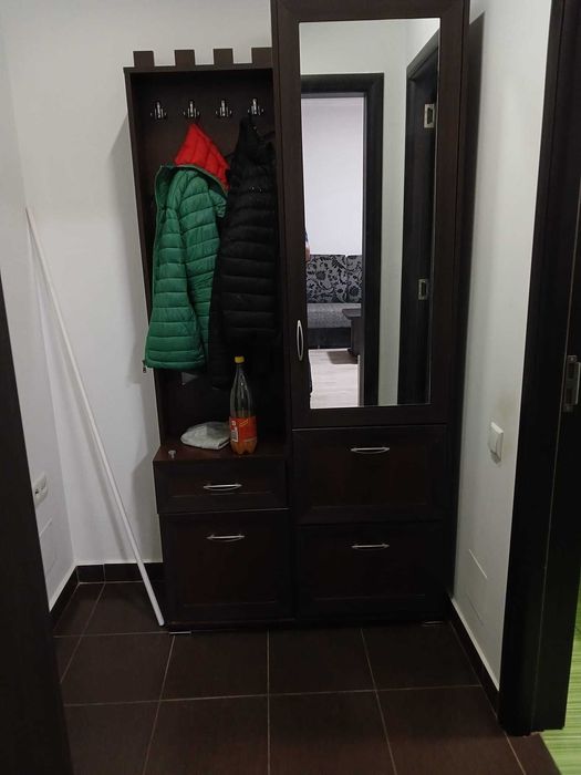 Închiriez garsonieră