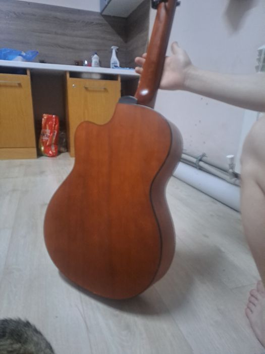 Гитара сатылады келисим бар