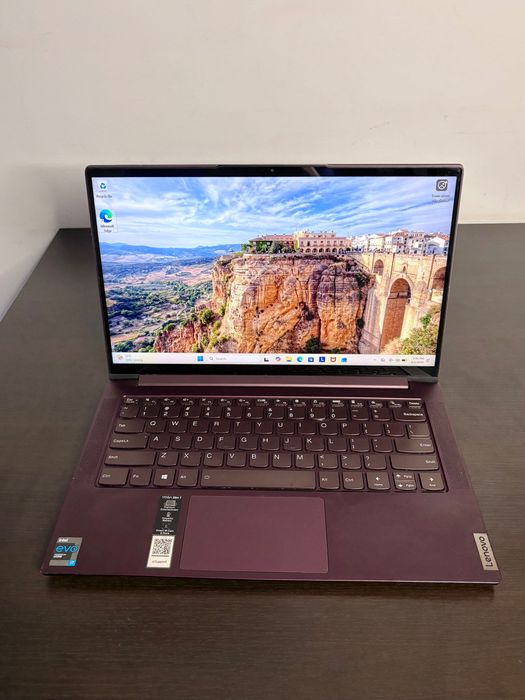Laptop Lenovo YOGA Slim 7 14ITL05 / 16GB RAM / 512GB SSD / i7
