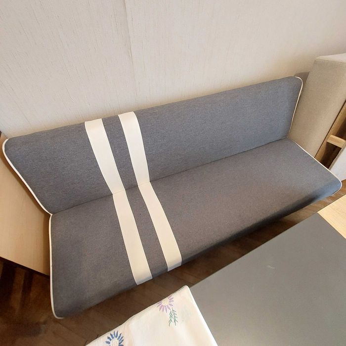 Компактно клик-клак/разгъваемо/разтегателно канапе