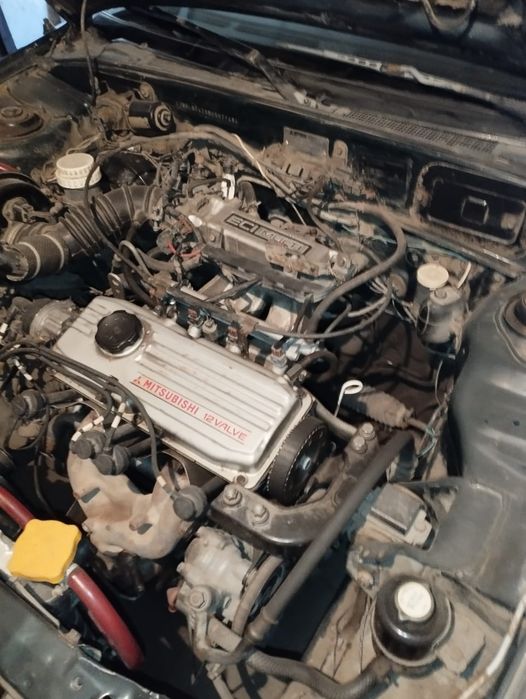 Продам Мицубиси Лансер 1992