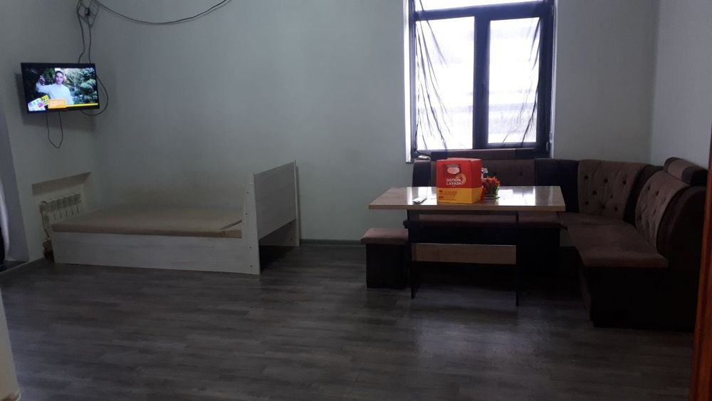 Аренда метро беруний 2.хонали оилага берилади расмдаги уй