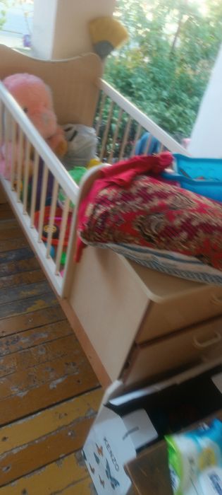 Срочно продам детскую кровать в хорошем состоянии