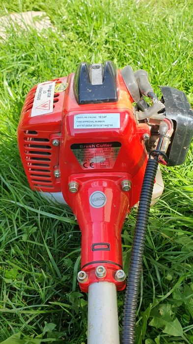 Продавам Бензинов тример