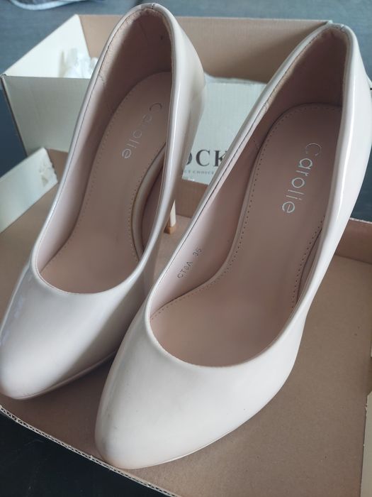 pantofi eleganți cu toc