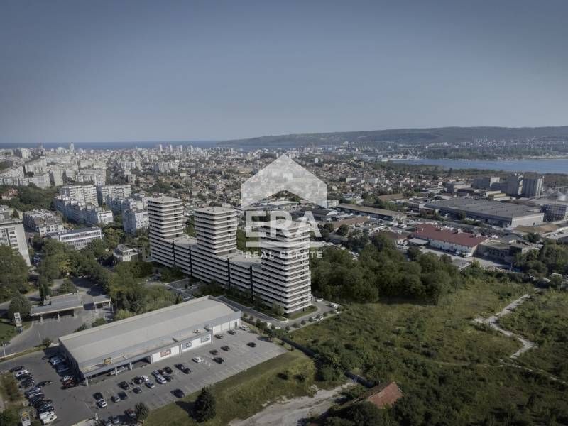 Двустаен, ексклузивен, южен апартамент за продажба, в новострояща се с