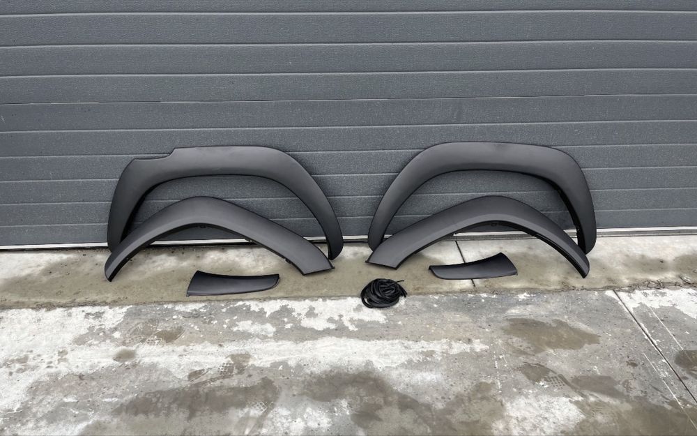 Set overfendere toyota hilux 2015-2024