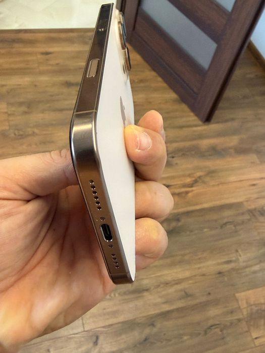 Iphone 16 Pro Max, 512GB, Desert Titanium