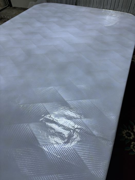 Продам стол 3 метра