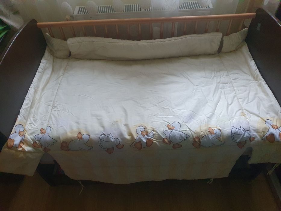 Apărătoare pătuț bebeluși și plapumă 2 în 1