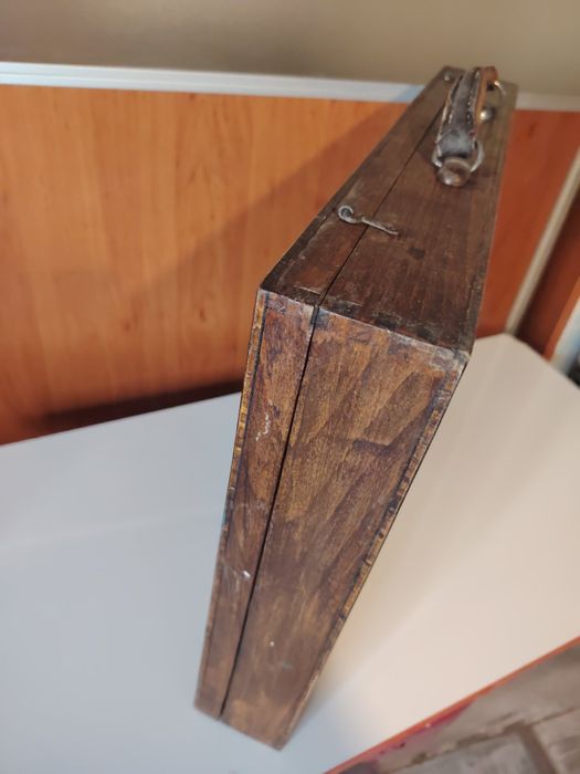 Ретро Дървен куфар за рисуване. 35€.